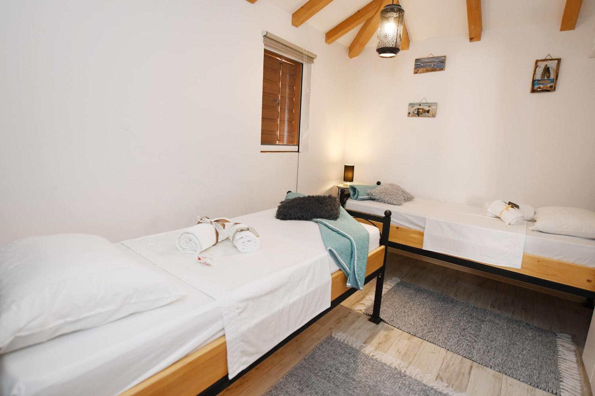 Beach House Marina Grande Betina  Esterno foto